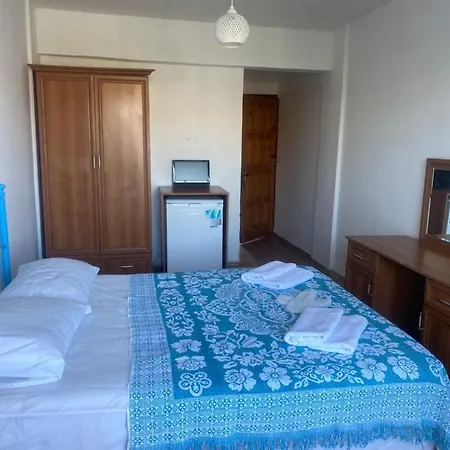 Deniz Kizi Cesme