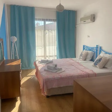 Deniz Kizi Cesme