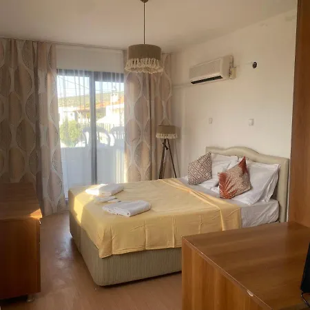 Deniz Kizi Hotel *